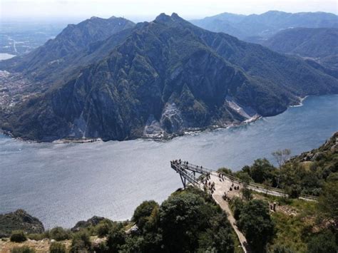 C è un balcone panoramico sospeso nel vuoto in Italia dove si trova e