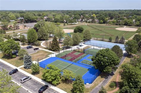 Can You Play Pickleball On A Tennis Court? Here's How!