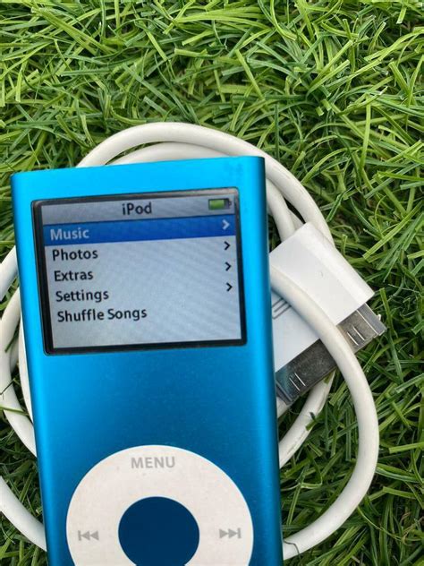 Apple Ipod Nano Gb Nd Generation Blue In Farnborough