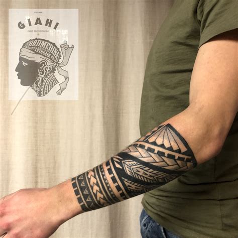 Tatouage Tribal Aine Homme TatouagesGif