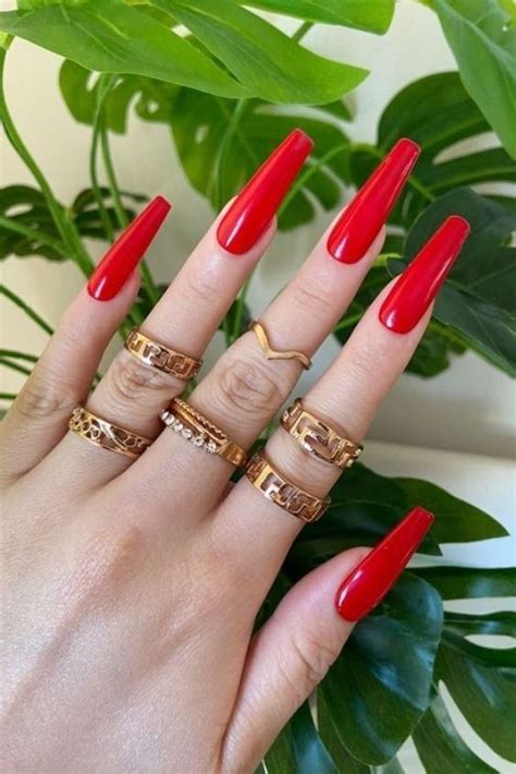 Pin De En R A N D O M L Y Manicura De U As U As Largas Y Rojas