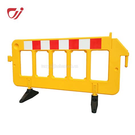 Multi Colors 2meter Plastic Construction Barricades - Plastic Barrier ...