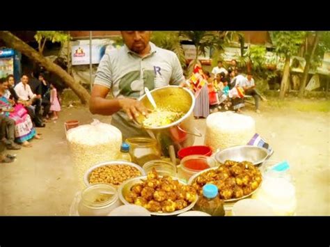 King Of Jhal Muri Famous Street Food Bangladesh Youtube