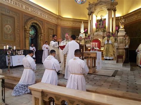 Três Diáconos Salvistas São Ordenados Na Catedral De Santo Amaro