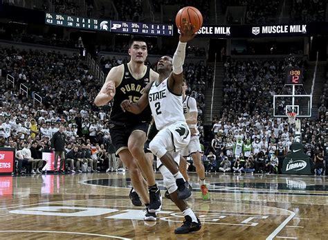 Top 25 Roundup No 3 Purdue Escapes With Win Over Michigan State Reuters