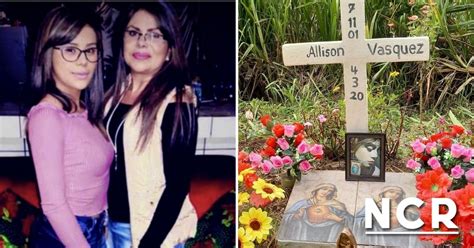 Madre De Allison Bonilla Visita La Tumba De Su Hija Antes De Que