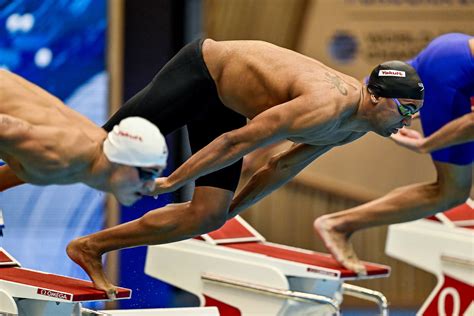 World Championships Day 4 Prelims Reigning Champ U S Leads Mixed