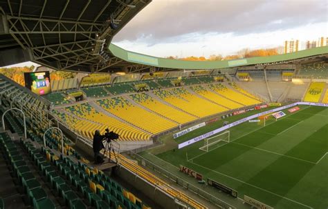 Coupe De France Le Cap Des 10 000 Billets Vendus Pour Les Herbiers Lens