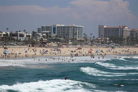 Huntington Beach Scene Summer 2017 Photograph By Colleen Cornelius