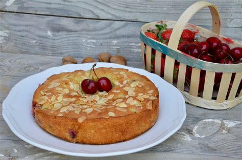 Moelleux Cerises Amandes La P Tite Cuisine De Pauline