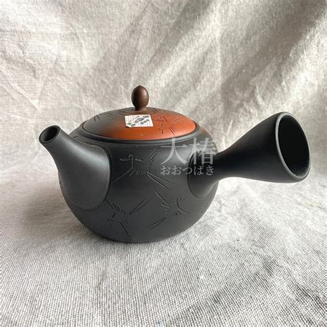 大椿現貨 【常滑燒千鶴急須壺 日本製】茶壺 茶道 器皿 瓷器 白鶴 長輩送禮祝壽 高級 拍攝道具 茶葉 長壽 手作 蝦皮購物