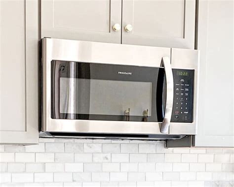 10 Types of Microwaves (Pros & Cons of Each) - Prudent Reviews