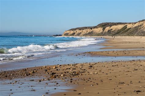 Gravel Beach: Crystal Cove