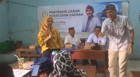 Ingatkan Bahaya Sampah Dewan Asep Arwin Kotsara Sosialisasikan Perda