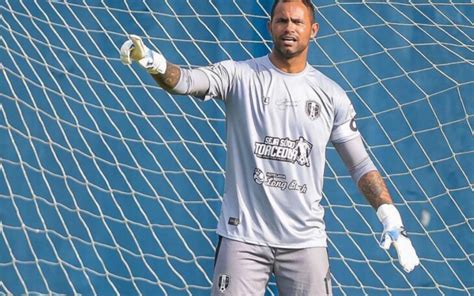 Contratação De Goleiro Bruno Vira Alvo De Abaixo Assinado De Moradores