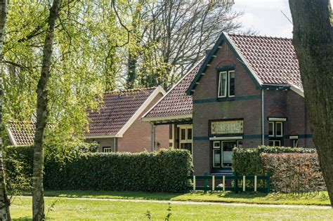 Rails Tussen Zand En Veen Het Hunebed Nieuwscaf