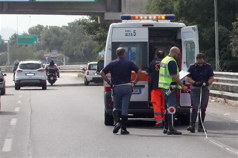 Tragedia in A14 un morto autostrada bloccata cosa è successo