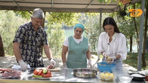 Vizitë në Gramsh gatimet tradicionale dhe fansat e Luizit E Diell