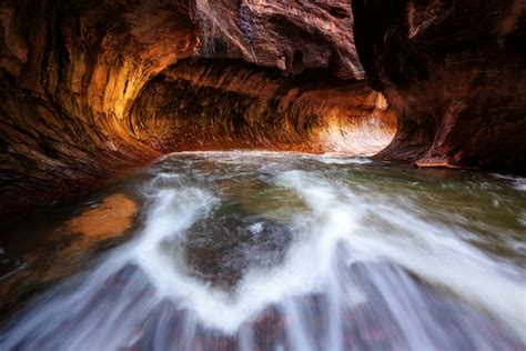 Premium Photo | Subway tunnel, zion national park, utah