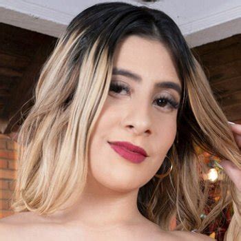 Charlotte Queen Babe Page Watch This Adult Model On Freeones