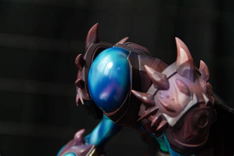 I made an Arc Warden Figure (with more pics) : r/DotA2