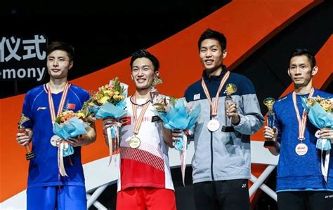 Minh wins Asian badminton bronze