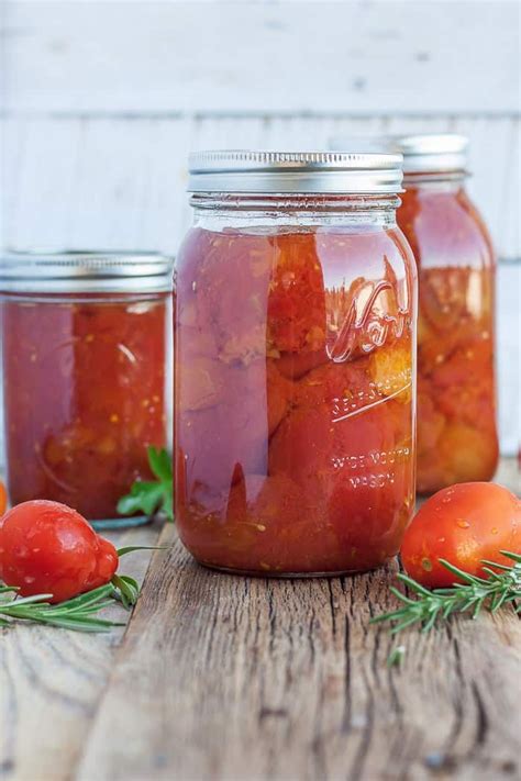 A Step By Step Tutorial On Canning Whole Tomatoes This Easy To Follow Process Is Perfect F