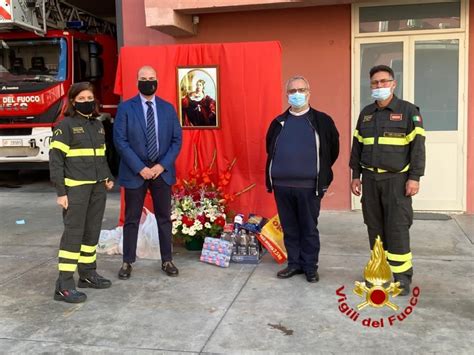 ANCHE I VIGILI DEL FUOCO PARTECIPANO ALL EMPORIO DELLA SOLIDARIETA I