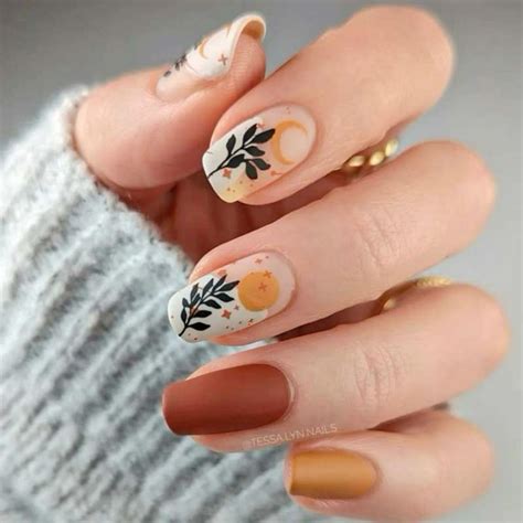 30 Fall Nail Art Ideas And Smokin Autumn Colors 2024 Hubpages