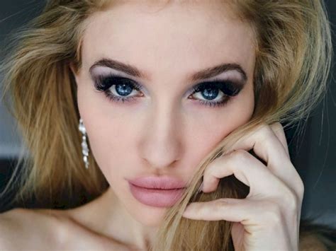 PatriciaGoddess Y O Woman XXX Hot Live Cam Sex Show Chat And Webcam Sex With PatriciaGoddess