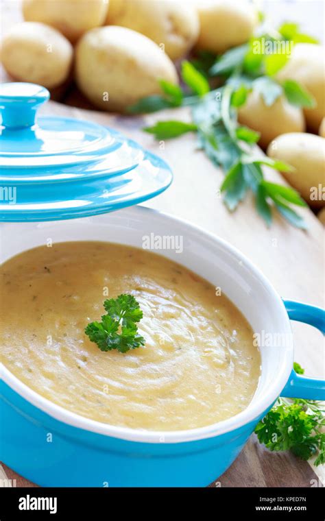 creamy potato soup Stock Photo - Alamy