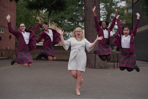 Best Secondary school in London - St Anne's Catholic High School for Girls