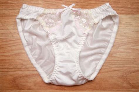 VINTAGE JAPANESE NYLON SHINY SLIPPERY PRETTY CUTE WHITE BIKINI PANTY SIZE SMALL EBay