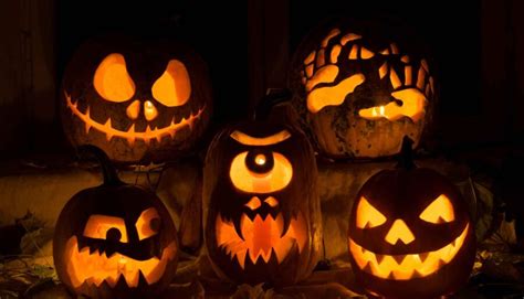 Who Started the Halloween Tradition of Pumpkin Carving? - ZOMBIE BUZZ COFFEE