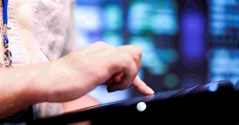 El auge del comercio electrónico y la oportunidad del HOT SALE en Colombia Revista Momentos