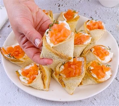 Bread Pockets A Quick Appetizer Ready In Less Than 15 Minutes