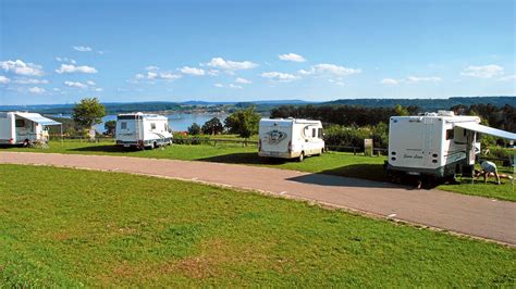 Wohnmobilstellplatz Schöne Aussicht Kostenloser Pruchol