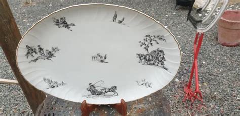 PLAT OVALE PORCELAINE de Limoges L Bernardaud Cie Modèle Marie