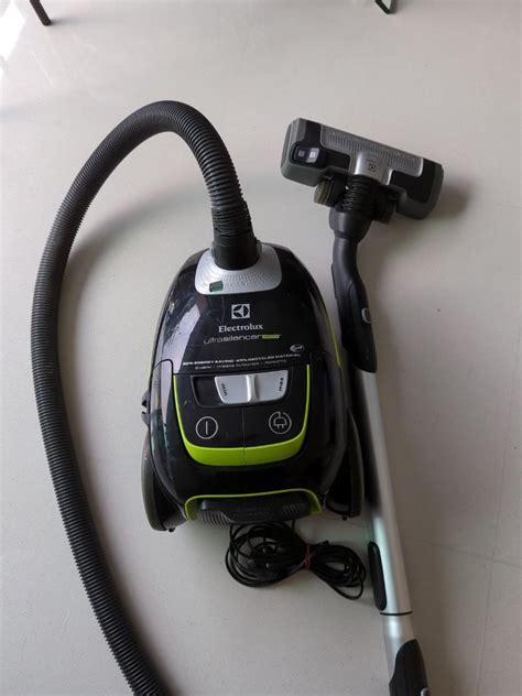 Electrolux Ultra Silencer Green Vacuum Cleaner Tv And Home Appliances