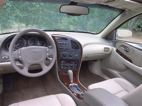 Car in pictures – car photo gallery » Oldsmobile Aurora 2000 Photo 01