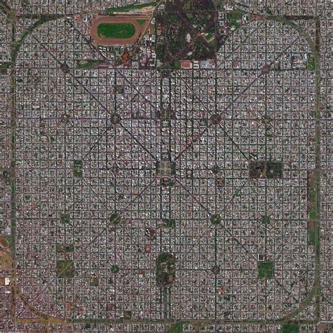 Perfect city layout in La Plata, Argentina : r/CityPorn