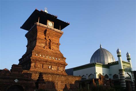 14 Mosques In Indonesia For A Holy And Religious Experience