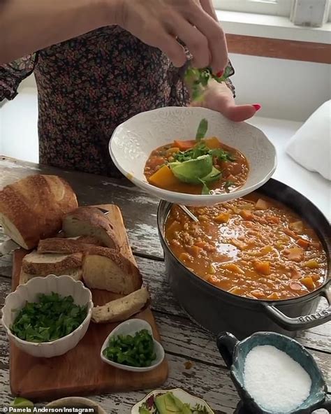 S Sex Symbol S Recluse Life And Home Watch Property News Au Nz Propertynoise Co Nz