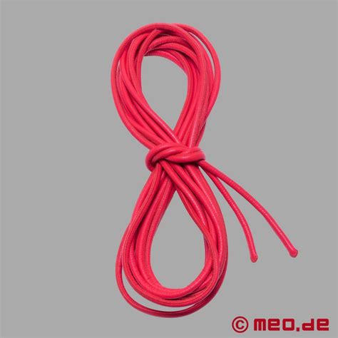 Acheter Corde De Bondage Shibari En Cuir Rouge Chez MEO Shibari