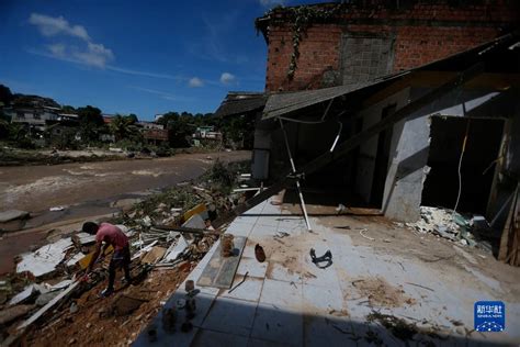 巴西伯南布哥州強降雨已造成超過100人死亡 新華網