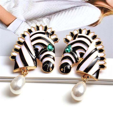 Vintage Simulado Zebra Pérola Brincos Para Mulheres Metal Dangle Drop