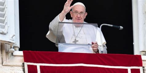 Perú El Papa Francisco pide poner fin a los actos de violencia en el