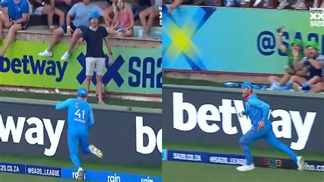 Sa Colin Ingram Pulls Off Spectacular Catch During Pretoria