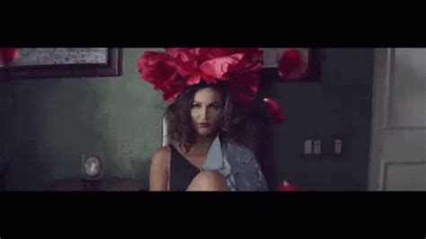 бузова ольга бузова хит парад GIF - Hit Parad Buzova Olga Buzova