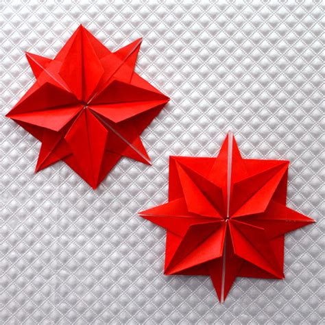 Making Origami Stars | Loulou